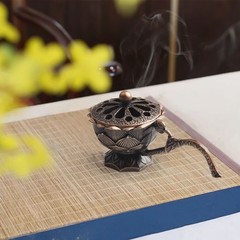 Compact and Elegant Incense Holder Add a Touch of Serenity to Your Space