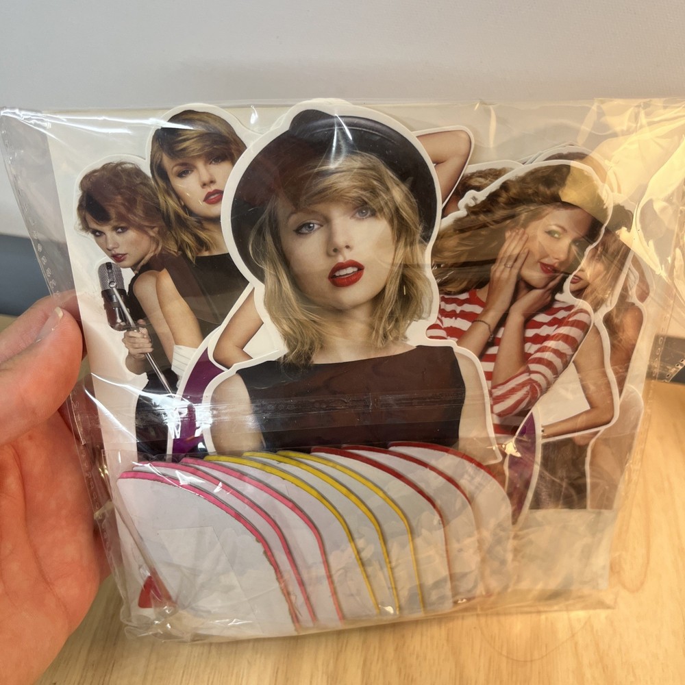 NWT Taylor Swift Party Package