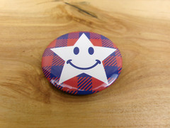 Patriotic Happy Face Star Mini Pin Plaid Checkered Novelty Party Metal Round 14+