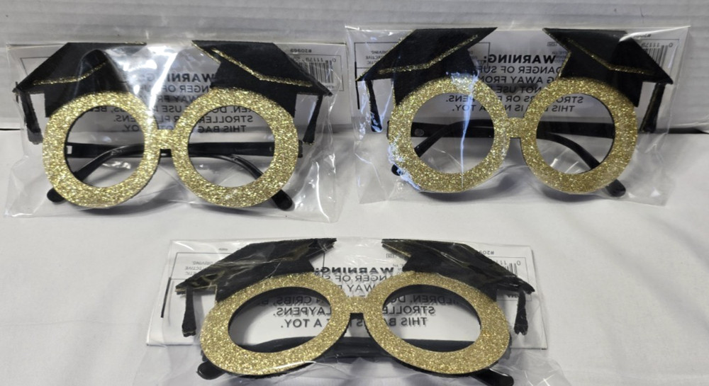3 Graduation Novelty Glasses – Gold sparkle rim w/ grad hats- NEW in package