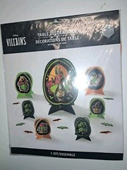 Disney Villains Table Decoration Centerpiece Kit 31 Pieces Halloween Ursula NEW