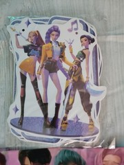 Kpop Style Cover Table And Banner