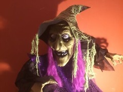 ANIMATED WITCH GROUNDBREAKER HALLOWEEN DECOR PROP SCARY SOUND LIGHT MOVEMENT
