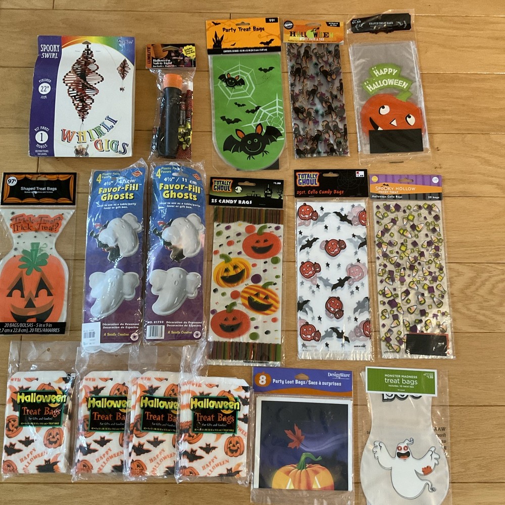 Vintage Halloween Lot of 16 Flash Lite Beistle Treat Bags Spooky Swirl Kit NEW