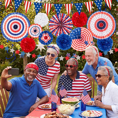 29PCS Patriotic Party Decorations Set Paper Fans Banner Swirls Pom Poms Stars