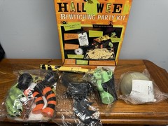 Target 2001 Bewitching Halloween Party Kit Box Damage