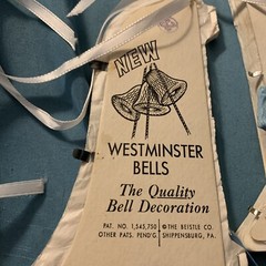 New Westminster Bells Tissue Honeycomb Decoration Various Sizes Lot of 4 Pieces