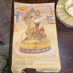 Joan Walsh Anglund Baby Shower Centerpiece “Special Delivery” Vtg Hallmark 1987