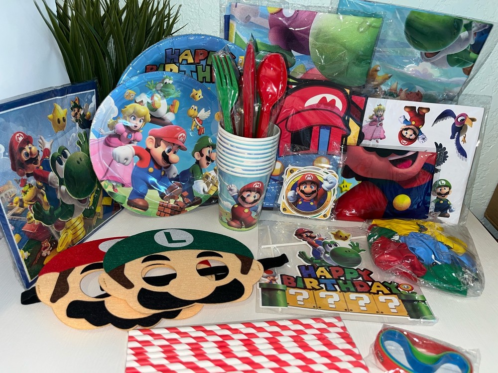 Super Mario Theme Birthday Party Supplies 177 Pc Dinner Ware,Decor, & Supply Bag