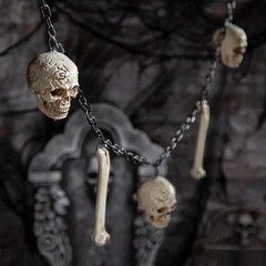 Skulls & Bones Garland Halloween Decoration 5 Ft. 2 – Morris Costumes