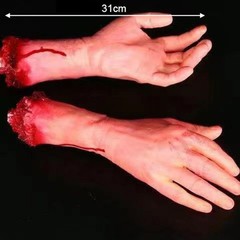 2X Realistic Severed Bloody Rubber Hand Fake Hand Prop Halloween Decor Bloody