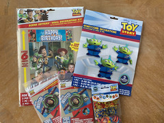 Toy Story Party Pack w/ Honeycomb Decorations Back Drop Confetti Invitations