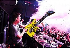 Children’s 6-Pack Inflatable Guitar Party Favors – Waterproof & Fun for All Ages