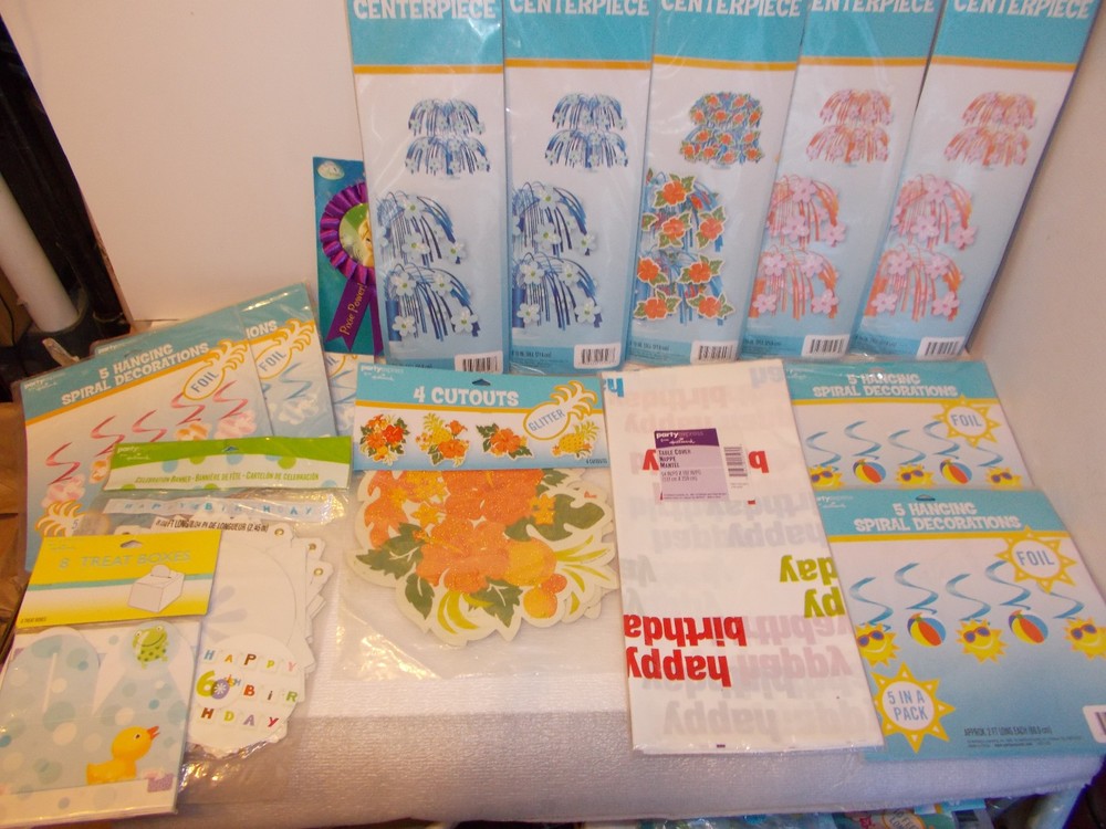 Birthday Party Decorations Lot by Party Express Hallmark SEE DESCRIPTION