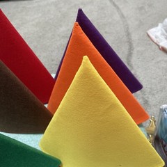 Large 7 Dwarf Multi Colored Felt Hats New In Package