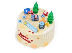 Battle Royale Video Game Cake Toppers – 11 Piece Set for Themed Birthdays