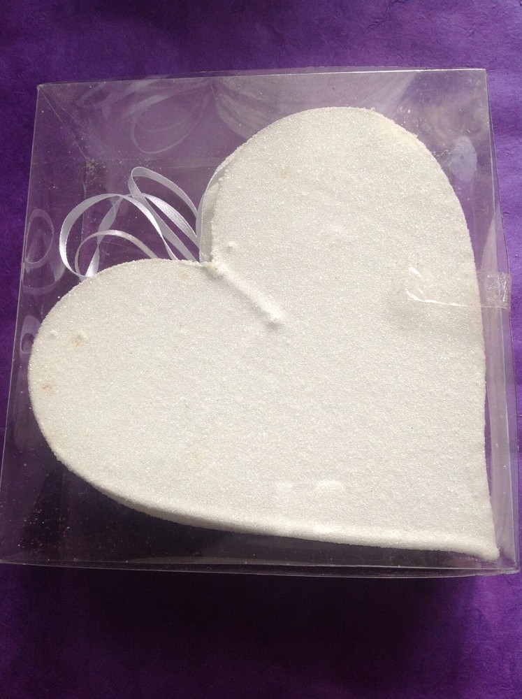 8 PIECES HANGING WHITE GLITTERY HEART DECORATION FOR BIRTHDAY WEDDING PARTIES