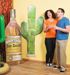 6-Ft Desert Saguaro Cactus Cardstpck Cut-Out Southwestern Party Wall Decor #452