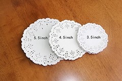 DECORA 180 Pieces White Round Paper Lace Doilies for Birthday Party and Wedding