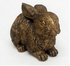 Handmade Spring Rabbit Resin Statue Retro Bronze Tone Table Decoration