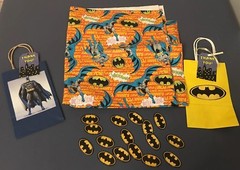 Batman DC Comics Birthday Party Decor Decorations Supplies Figures HUGE LOT- EUC