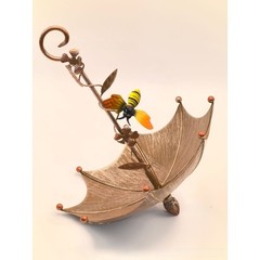 Stylish Iron Hanging Bird Feeder for Balcony Terrace For Courtyard Use