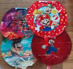 Super Mario Bros Kids Birthday Party Supplies Variety Set With Mylar Balloons