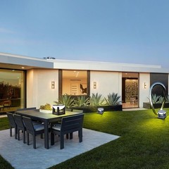 Outdoor Solar Base Light LED Path Light Weather Resistant IP65 for Garden