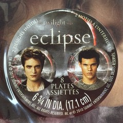 The Twilight Saga: Eclipse Dinner Plates w/ Designs (8 Plate Count) Edward Jacob