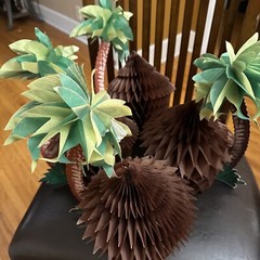 Beistle Palm Tree Tabletop Honeycomb Decor Set of 4 Hawaii Tiki Party Bar Kitsch