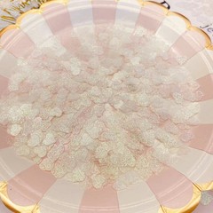 2500pcs Love Heart Shaped Glitter Confetti Valentine Anniversary Wedding White