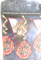 Vintage HARRY POTTER Birthday Party Supplies Hogwarts Houses ROOM DECORATING KIT