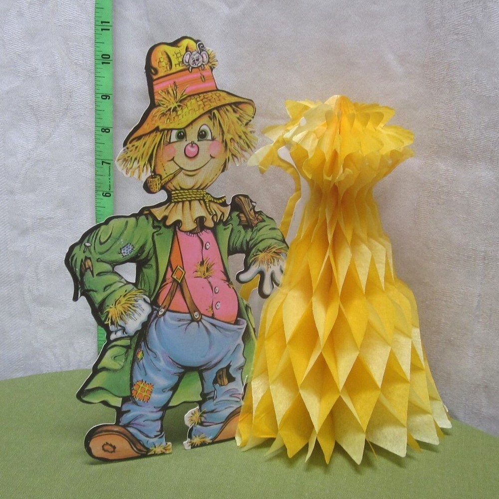 SCARECROW vtg fold-out Thanksgiving Centerpiece 1979 decor Beistle tissue-paper