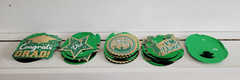 98 PIECES GRADUATION PARTY DECORATIONS CARDBOARD WITH GREEN AND YELLOW FOILS