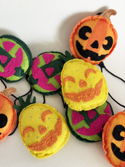 🎃 Way To Celebrate Summerween Party Bundle Halloween Beach Balls Bucket Garland