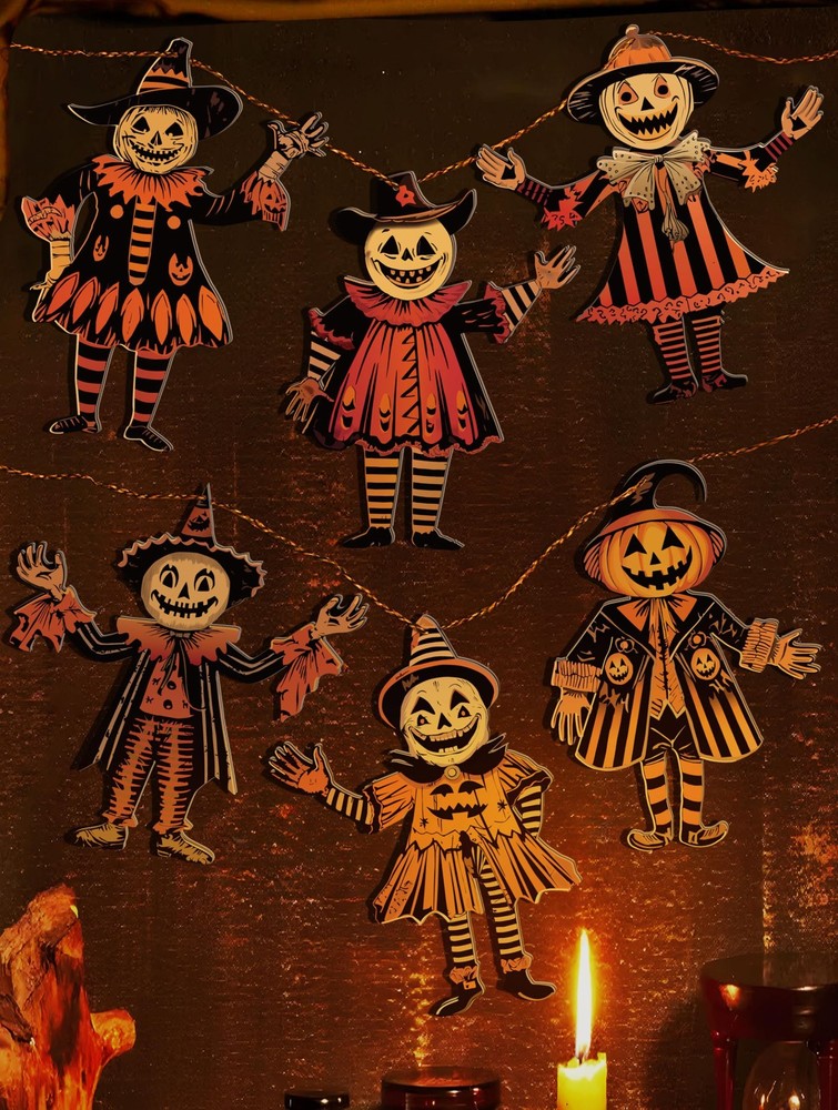 Vintage Halloween Decor Wood Banner 5.9 inches by 5.6 inches, Multicolor