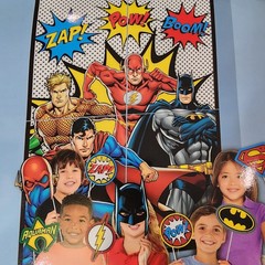 DC Justice League 4 pc. 27.8x40in Backdrop w/ 12 Props Kit