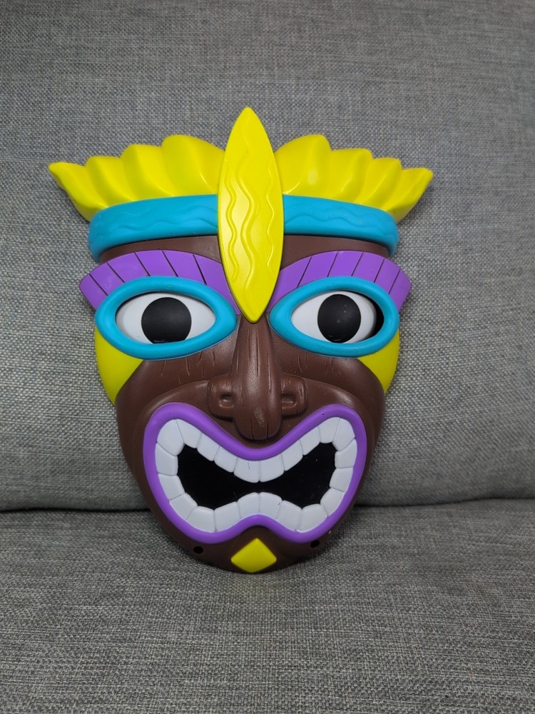 WORKS 2006 Talking Tiki Face Mask Moving Eyes Motion Activated Luau Animated