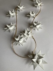 Hand Made Moravian Star Garland Paper And Jute
