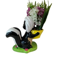 Disney Black White Skunk 6-Inch Ceramic Planter Artificial Plant Flowers READ