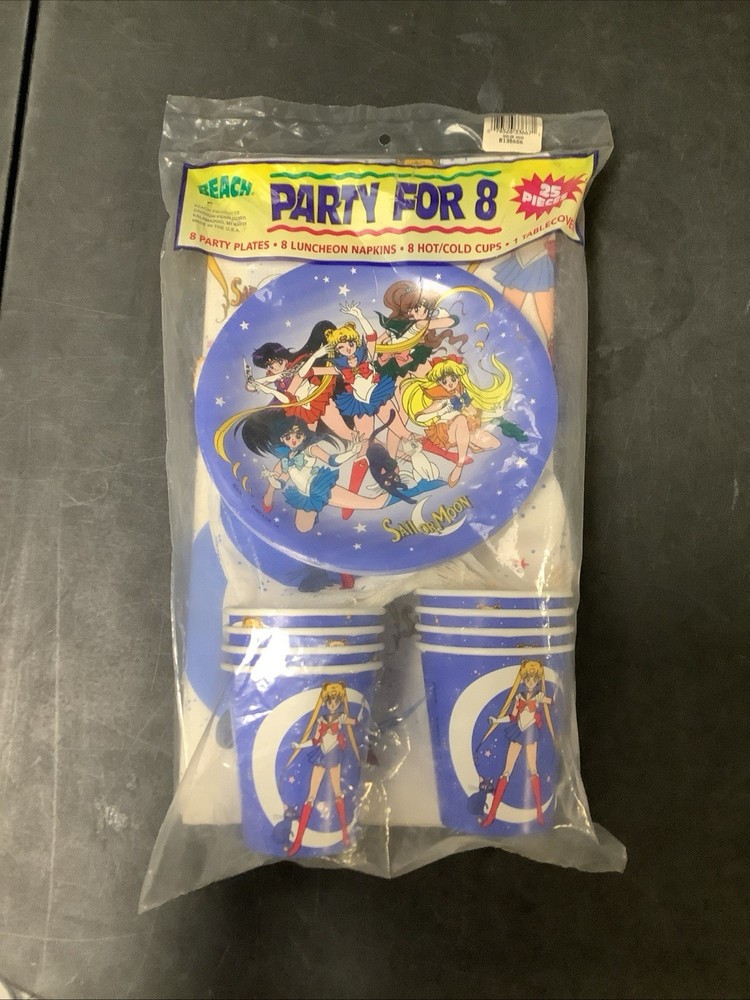 Vintage Sailor Moon Party Kit For 8 Plates Cups Napkins Tablecloth Anime
