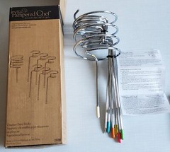 The Pampered Chef Party Sticks Outdoor Glass/Can/Bottle Holder #2828