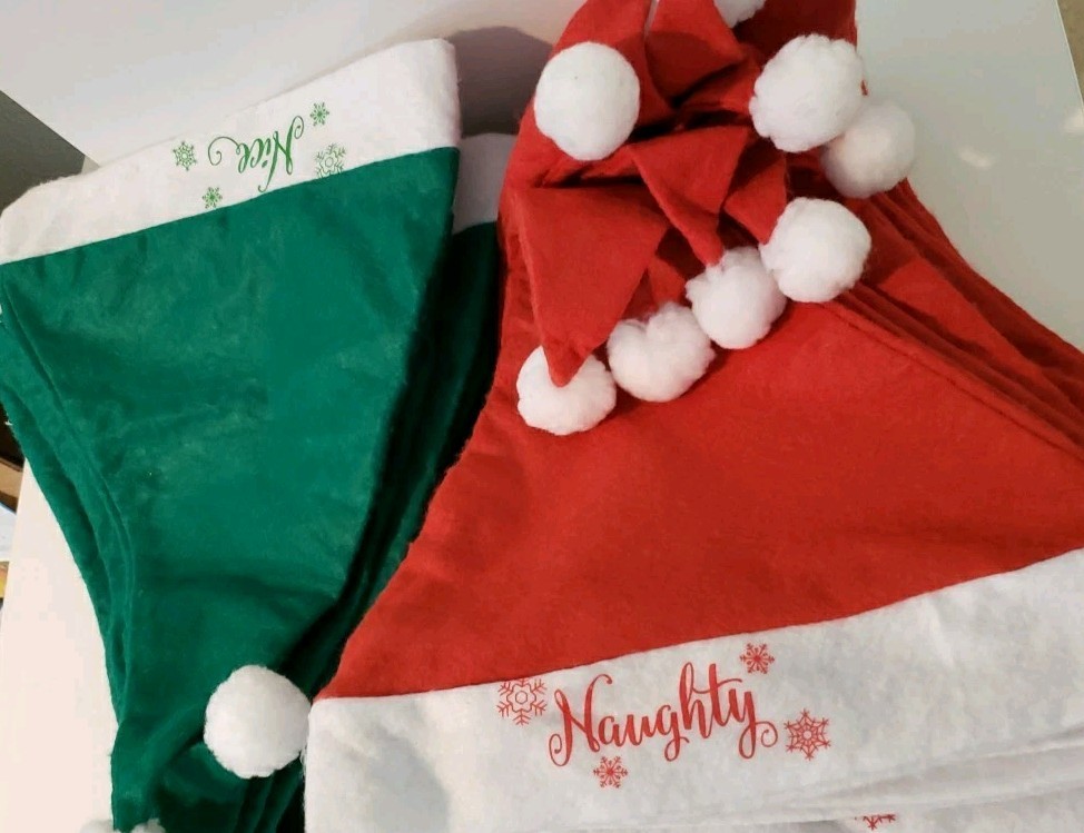 Kids Santa Hats Naughty Red 16 Nice Green 11 Party Supplies Holiday Games 27 Tot