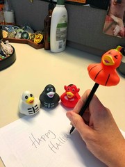 Funiverse 24 Pack Halloween Jeep Rubber Ducky Assortment – Perfect Trick or T…