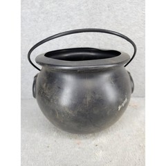 Witch Cauldron Halloween Party Prop Made in USA by Play Products 7″ x 6.5″