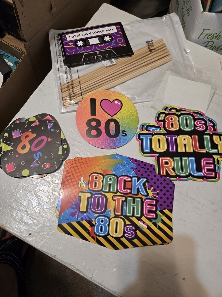 80s Retro Party Photo Booth Props Set, Multicolor Paper/Plastic Boombox