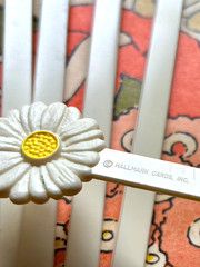 Vintage Hallmark Plastic Daisy Flower Party Picks Swizzle Sticks Stirrers Set 14