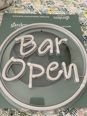 Garden ‘Bar open’ Neon Light Battery Operated Indoor & Outdoor – * Defect*