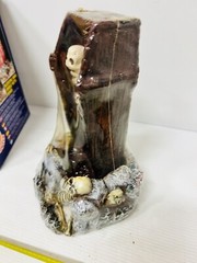 Halloween Candle Tomb With Skeleton Vintage New!!!