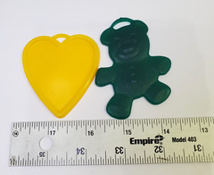 43 Plastic Balloon Weights Green Yellow Star Bear Heart Smile Vintage Zibi-Core